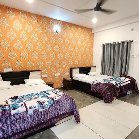 Bombay Darbar Hotel Simrol Luaran gambar