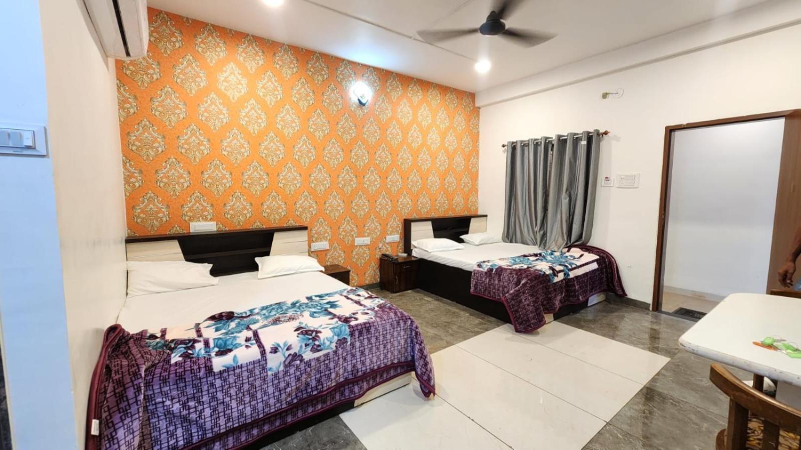 Bombay Darbar Hotel Simrol Luaran gambar